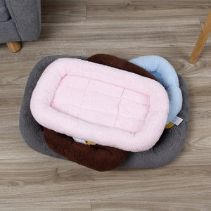 Alfombrilla para perros y gatos de alta resistencia, almohadilla para perrera a prueba de masticación, funda para asiento de coche y protector de sofá, cama térmica ortopédica para mascotas para todo tipo de clima - Product Image 3