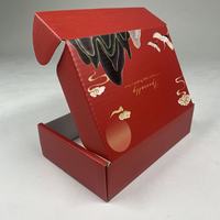 Boîte d'expédition en carton ondulé recyclable blanche 15*15*5cm avec doublure en mousse, fermeture magnétique, revêtement UV, poignée personnalisable, personnalisable