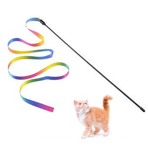 Großhandel: Heiß begehrter, farbenfroher Band-Charmer für Kätzchen – Interaktives Regenbogen-Katzenstab-Spielzeug mit Schnur - Product Image 1
