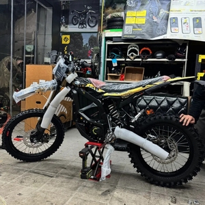 ลด<span class=keywords><strong>ราคา</strong></span> 21.5K Surron Ultra Bee 74V 60Ah รถมอเตอร์ไซค์ไฟฟ้าวิบาก ปี 2025 Surron Ultra Bee Surron มีสินค้าในสต็อก - Product Image 1