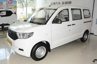 Mini-bus Wuling Hongguang V 7 places 5 portes à usage commercial, Euro 5, en stock pour les opérateurs de transport de passagers urbains