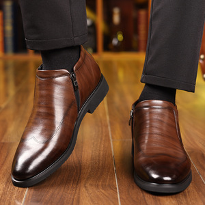 Men Ankle Boots Genuine Leather <b>Pointed</b> <b>Toe</b> <b>Flat</b> Heel Fur Lining Rubber Outsole Chelsea Boots Winter Warm Insulative Business - Product Image 2