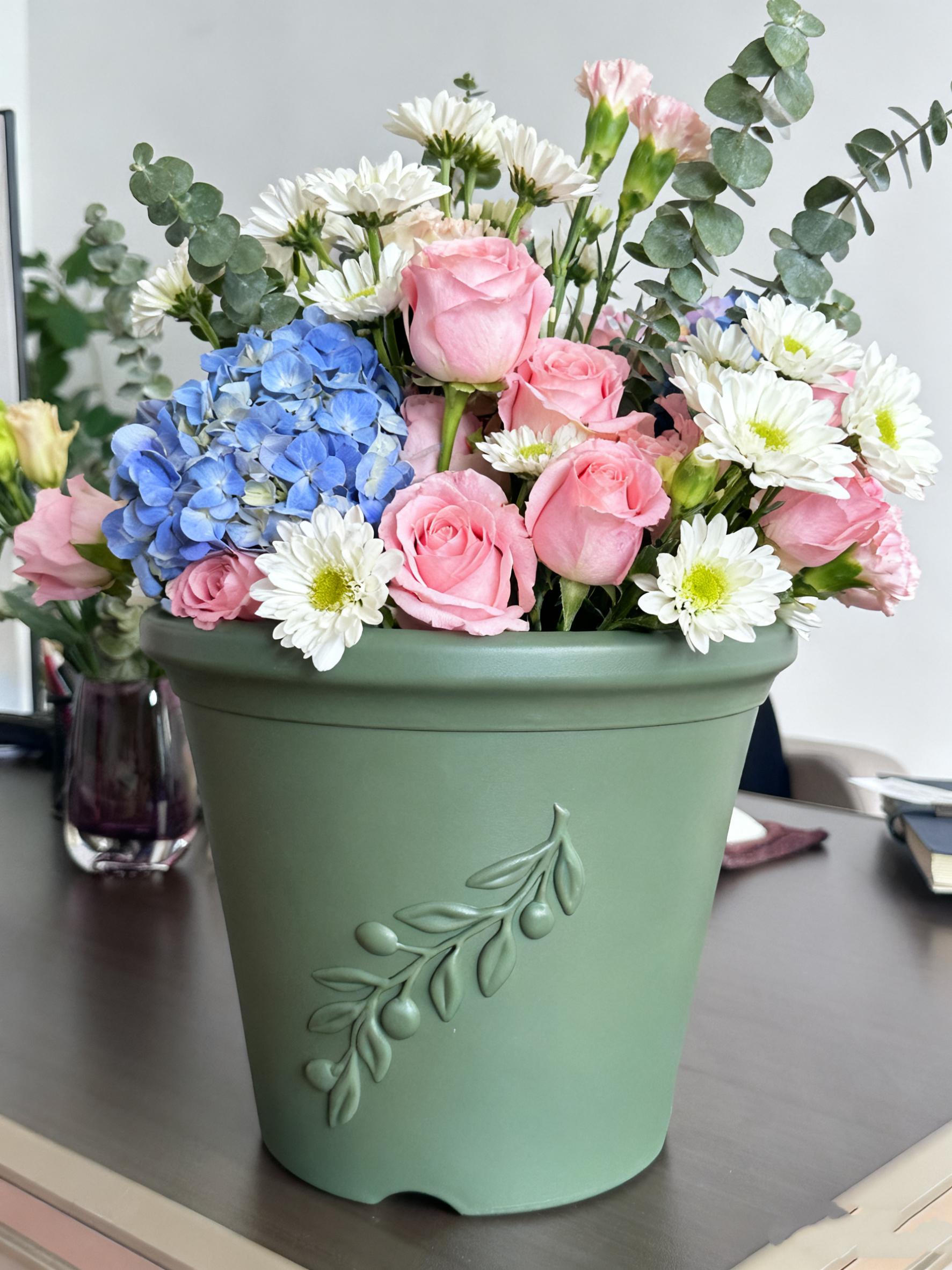 Style de pot vert comme sur la photo