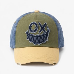 Gorra de Béisbol de 6 Paneles de Gamuza Sintética con Logotipo Personalizado Bordado, Gorras de Lujo, Fabricante de Gorras - Product Image 2