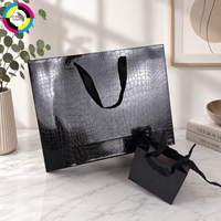 Sac en papier à motif crocodile avec poignées en corde torsadée, impression de logo personnalisée, pour l'emballage de marques de cosmétiques