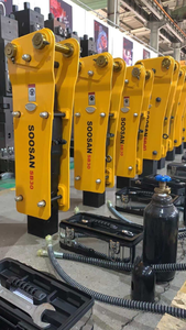 Martillo Hidráulico Tipo Caja SB45 para Excavadoras de 7-14 Toneladas, Peso 571 kg, 1 Año de Garantía - Product Image 6