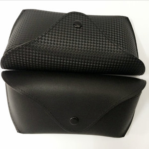 Étui à lunettes en cuir Zt, noir, rectangulaire, design solide, résistant à la pression, pour lunettes, hiver 2024 - Product Image 1