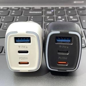 شاحن سيارة جديد سريع بثلاثة منافذ USB-C بقوة 42 واط و25 واط، يعمل بجهد 12-32 فولت، مزود بمنفذي PD، لهواتف آيفون 15 و14 و13 و12 برو ماكس - Product Image 3