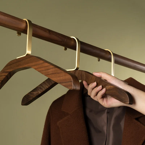 SSR SSR-1 Perchero de Pared Retro de Madera y Metal Desmontable con Ancho Reforzado, Duradero, para Exhibición y Almacenamiento de Ropa, 1 unidad - Product Image 5