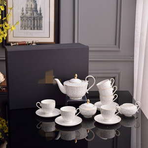 Service de table en porcelaine fine 58 pièces blanc avec logo personnalisé et emballage coffret cadeau - Product Image 2