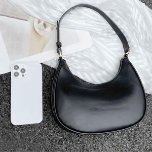 Bolso de Mano Nuevo para Mujer, Bandolera, Versátil, de Verano, Tipo Media Luna, con Cierre de Cremallera y Forro de Poliéster - Product Image 2