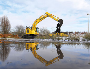 Penawaran Menarik mesin ekskavator perayap hidrolik PC228USLC-11 <span class=keywords><strong>Komatsu</strong></span> asli disediakan 3 silinder mesin ekskavator 2021 - Product Image 6