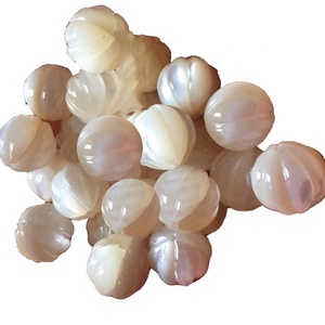 Bianco naturale madre di pearl shell carved perline - Product Image 4