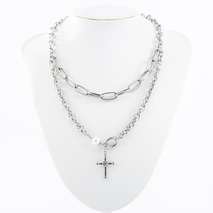 สร้อยคอไม้กางเขนสองชั้นสไตล์ยุโรปอเมริกัน ทำจากไทเทเนียมสตีล ประดับมุกและเพชร สำหรับผู้ชายและผู้หญิง - Product Image 4