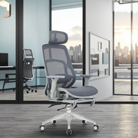 Chaise ergonomique de maille de bureau de pivot de dossier réglable de cadre en métal moderne exécutif avec l'appui-tête de roue et les sièges de repose-pieds