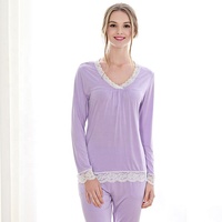 Robe de maison en jersey thermique confortable et élégante pour femmes grandes tailles avec bordure en dentelle