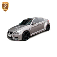 Kit de carrocería ancha de FRP: Parachoques delantero, tapa de maletero trasera, faldones laterales, aletas de guardabarros traseras y delanteras para BMW Serie 3 E90 - Piezas de tuning
