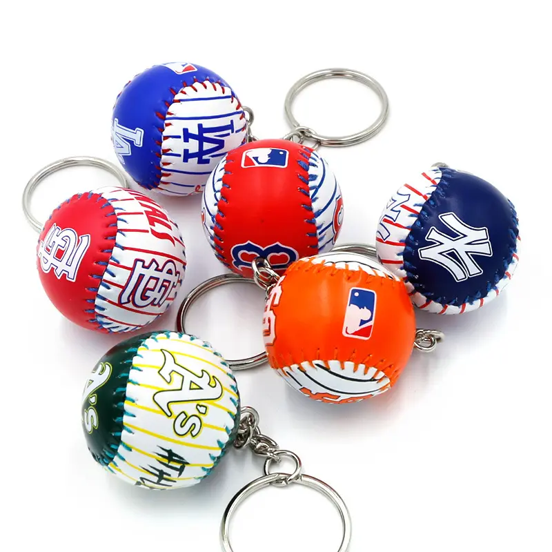 2023 vendita calda portachiavi da Baseball portachiavi in pelle 3D Mini sport Trend ciondolo Souvenir regali moda tutte le squadre Logo portachiavi