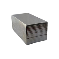 Boîte en carton étanche personnalisée en feuille d'aluminium dehors à l'intérieur de la boîte d'emballage d'aliments surgelés boîte d'expédition conteneur en carton isolé