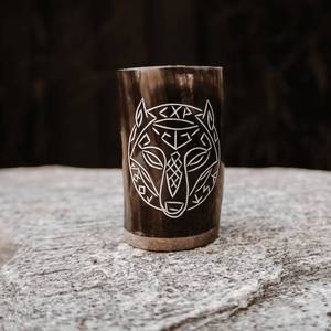 Verre en corne de qualité supérieure |   Gobelet à boire en corne de buffle naturelle, vaisselle et articles de bar rustiques faits à la main, disponible à la vente - Product Image 1