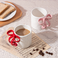 Ins nouveau girly arc poignée en céramique tasse à café Noël Saint Valentin couple cadeau ensemble personnalisé 3d mignon tasses pour les filles