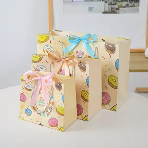 새로운 스타일 만화 도넛 귀여운 선물 가방 인쇄 동물 도넛 포장 가방 도넛 종이 가방