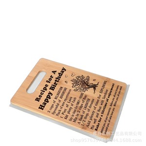Tabla de Cortar de Bambú Grabada con la Definición de Mejor Amigo, Decoración para el Hogar, Regalo Artesanal de Madera Cuadrada - Product Image 5