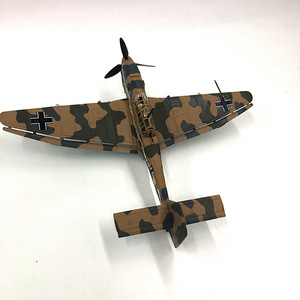 Modèle d'avion de bombardier à basse altitude JU-87 Stuka de la Seconde Guerre mondiale - Product Image 5