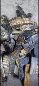 มีดเขาแกะขัดเงาคุณภาพดีสีดำ งานฝีมือธรรมชาติ พร้อมลายสเกล/แผ่นลายสัตว์สวยงามสำหรับตกแต่ง - Product Image 3