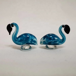 น่ารัก<span class=keywords><strong>แก้ว</strong></span><span class=keywords><strong>สี</strong></span><span class=keywords><strong>ฟ้า</strong></span> Flamingos ประติมากรรมหัตถกรรมคนรักสัตว์เขตร้อนหุ่นเดสก์ท็อปนกเคลือบ Flamingos รูปปั้นสําหรับวันหยุดของขวัญ - Product Image 5