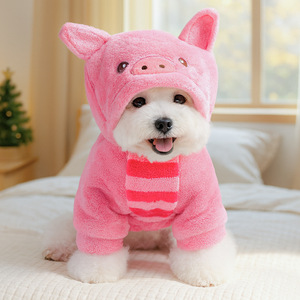 Vêtements pour animaux de compagnie personnalisés, élégants, luxueux, chauds, en polyester, style décontracté, tenues de fête pour chiens et chats, costumes de transformation en flanelle - Product Image 4