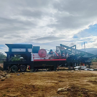 Station de concassage à mâchoires mobile de type roue, contrôlée par PLC, capacité 100-300t/h, pour mines et carrières, portable