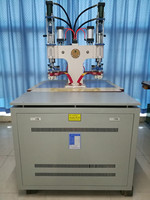 Machines de soudage pneumatiques et hydrauliques à haute fréquence à double tête d'approvisionnement d'usine 8KW pour semelle intérieure de chaussure