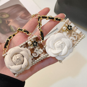 Aksesori Gantungan Kunci Tas Mini Camellia yang Stylish, Ornamen Gantung Elegan Buatan Tangan untuk Kunci Mobil & Tas Tangan - Product Image 1