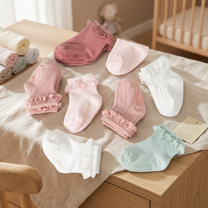 Chaussettes pour tout-petits antidérapantes côtelées mignonnes fabriquées à Taïwan, écologiques, respirantes, d'épaisseur standard, élégantes et sûres pour les enfants - Product Image 3