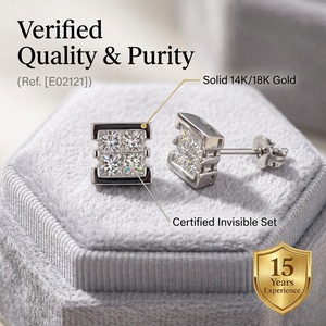 Boucles d'oreilles élégantes en diamant Princesse, or blanc 14 carats, sertissage invisible quadruple, bijoux de mariage raffinés, livraison rapide mondiale - Product Image 3