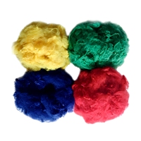 Fibre de polyester recyclé solide ignifuge pour garnissage de fils à filer et fils à ouverture continue