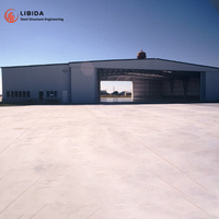 Bâtiment d'hangar en structure métallique avec portes coulissantes, taille personnalisée, kit préfabriqué