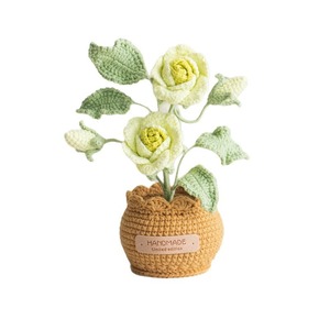 Decoración en maceta de flor de rosa tejida a mano con hilo, hecha a medida, con acabado artesanal, regalo de flor de hilo de boutique. - Product Image 5