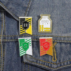 عالية الجودة مخصص شارة معدنية دبوس طية صدر مصنع المصنعة بكميات كبيرة الشاشة الحريرية الطباعة نوع النحاس - Product Image 5