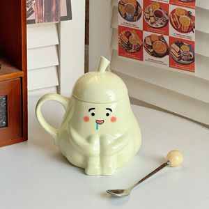 Tazza in Ceramica INS Embrace Pear, Divertente e Pratica Tazza da Bere con Coperchio, Regalo di Compleanno per Fidanzate, Tazza da Caffè - Product Image 1