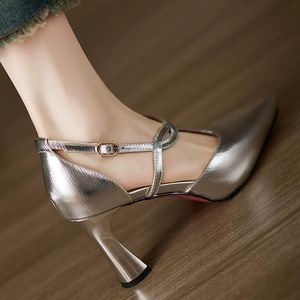 รองเท้าโลฟเฟอร์หนังพื้นนิ่มพรีเมียม สไตล์เจ้าสาว สวมใส่ง่าย แฟชั่นมาแรงปี 2026 ฤดูร้อน-ใบไม้ร่วง สไตล์ฝรั่งเศส แมรี่เจน ส้นสูงลำลอง - Product Image 4