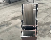 Máquina de Corte de Perfiles de Aluminio con Control PLC, Alimentación Hidráulica Automática, Sierra de Corte CNC de Doble Cabezal