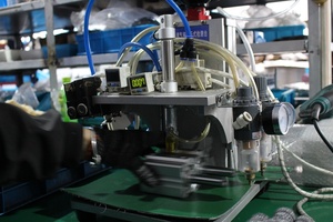 Pneumatischer Schiebetischzylinder <span class=keywords><strong>STWB</strong></span> 10mm 15mm 25mm Bohrung Präzisionsgeführter Industriezylinder - Product Image 2
