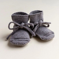 Personnalisé 100% coton biologique hiver mignon bébé bottes et chaussettes chaudes chaussures tricot literie pour enfants