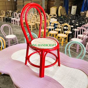 Chaise pour enfants en rotin naturel fait à la main en rouge vif-Artisanat artisanal, sièges écologiques pour enfants - Product Image 6