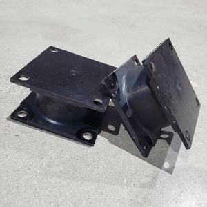 Ammortizzatore in gomma supporto Anti-vibrazione tampone in gomma per rulli stradali Dynapac parti compattatore a rulli in gomma - Product Image 2