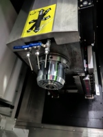 Centre d'usinage vertical CNC 5 axes MX500, machine de fraisage de métaux, moteur de précision moyenne intensité