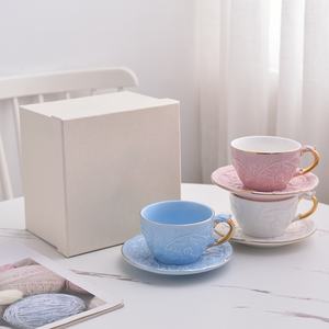 Tasses à café en porcelaine au design unique et soucoupe papillon – Ensemble de tasses à expresso et cappuccino en céramique - Product Image 1