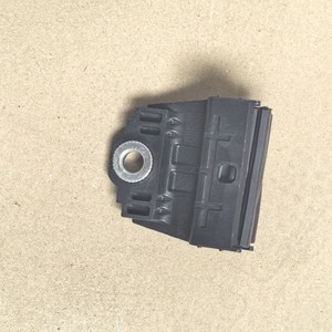 Support <b>Bracket</b> For Toyota Rx270 Condenser 8868848220 <b>Plastic</b> Mounting Part - Product Image 1